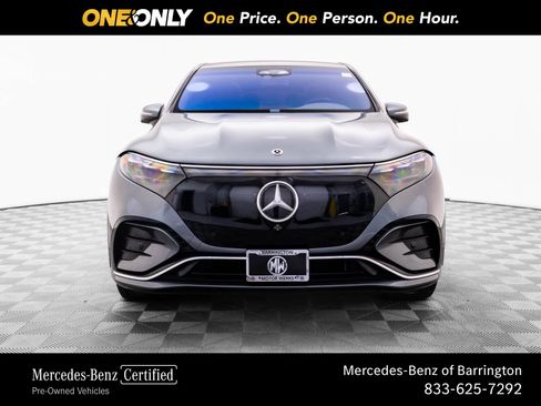Certified 2023 Mercedes-Benz EQS 580 4MATIC SUV w/ Exclusive Trim Package image 9