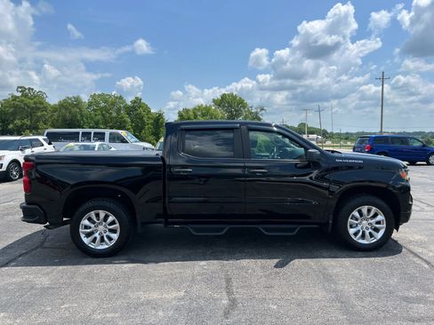 Used 2022 Chevrolet Silverado 1500 Custom AWD/4WD image 8