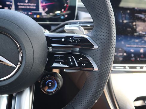 New 2026 Mercedes-Benz GLC 43 AMG 4MATIC image 19