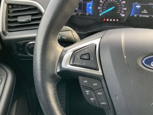 Used 2024 Ford Edge SEL image 29