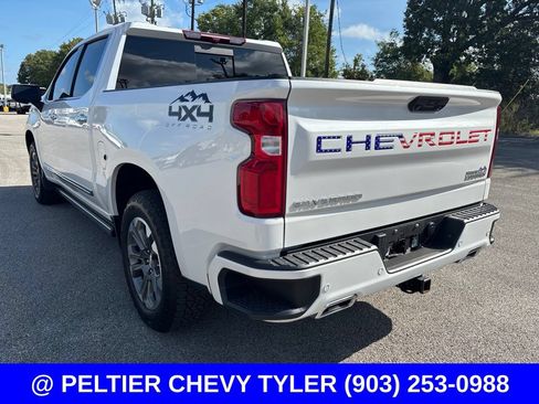 Used 2023 Chevrolet Silverado 1500 High Country w/ Z71 Off-Road Package AWD/4WD image 6