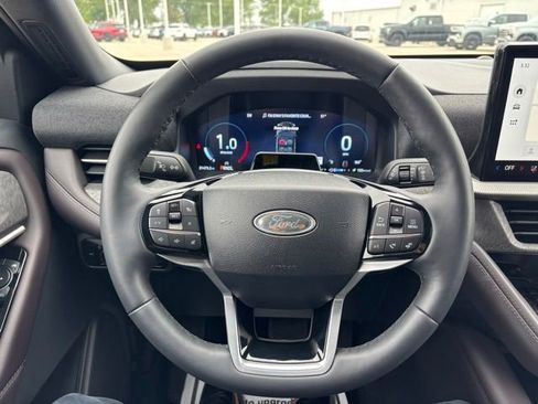 Used 2025 Ford Explorer Platinum w/ Ultimate Package AWD/4WD image 10