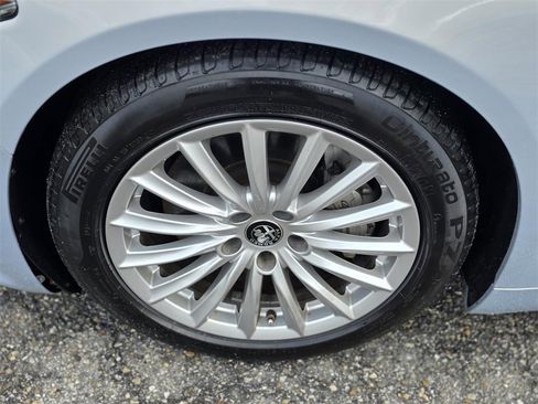 Used 2023 Alfa Romeo Giulia Sprint image 33