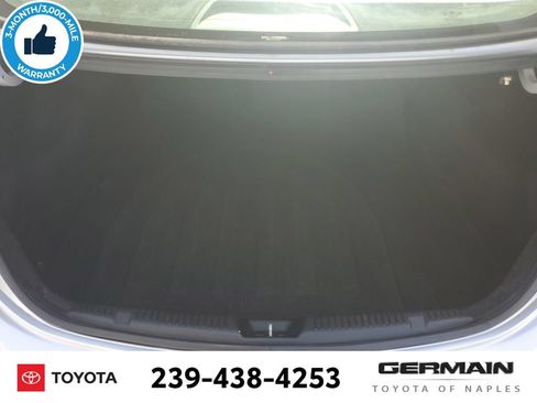 Used 2014 Hyundai Elantra SE FWD image 23
