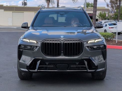 Certified 2023 BMW X7 xDrive40i w/ Executive Package image 3