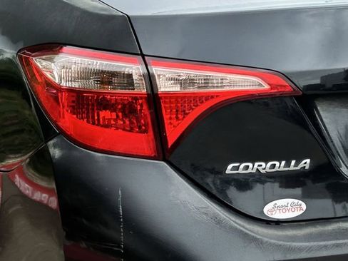 Used 2017 Toyota Corolla LE image 7
