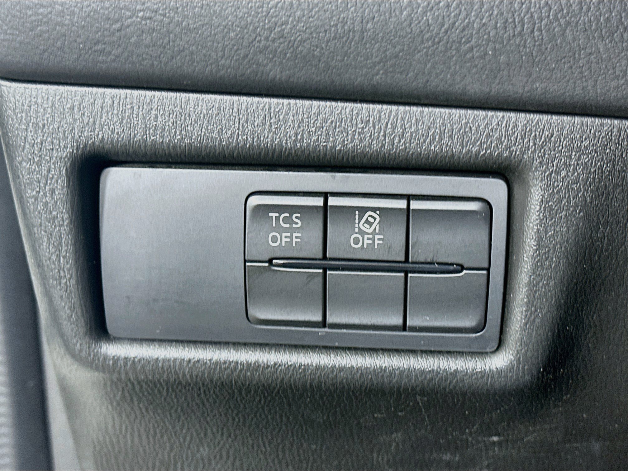 Used 2021 MAZDA CX-5 Touring FWD image 17