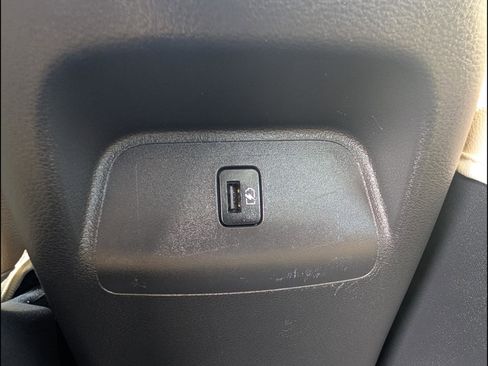 Used 2021 Nissan Sentra SV image 21