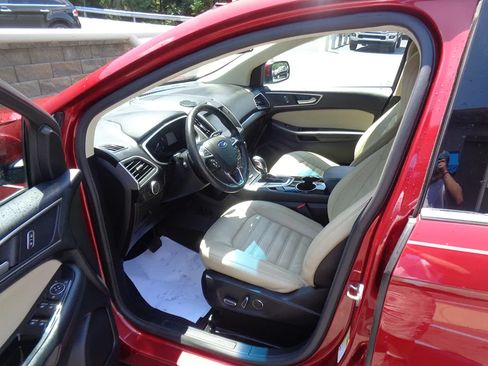 Used 2015 Ford Edge SEL w/ Equipment Group 201A AWD/4WD image 10