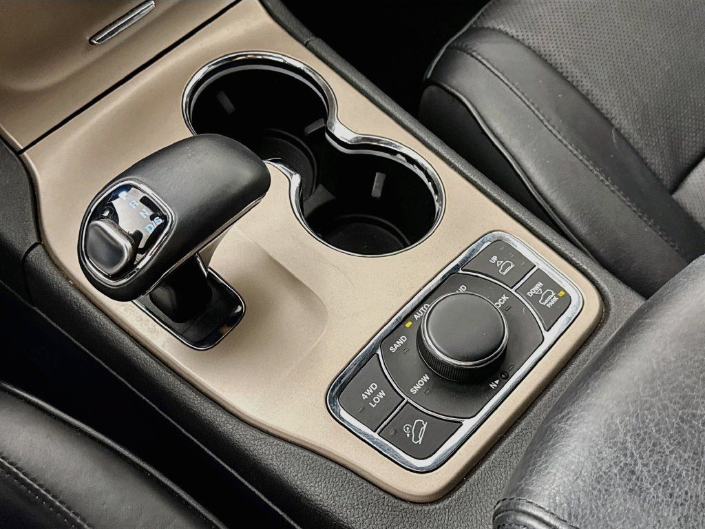 Used 2014 Jeep Grand Cherokee Summit AWD/4WD image 19