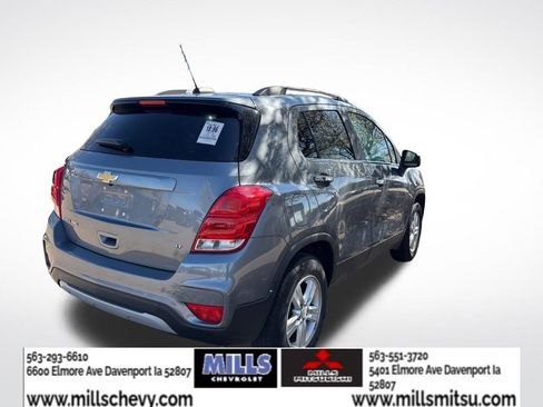 Used 2019 Chevrolet Trax LT w/ LT Convenience Package image 3