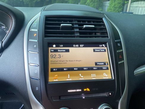 Used 2019 Lincoln MKC Premiere AWD/4WD image 13