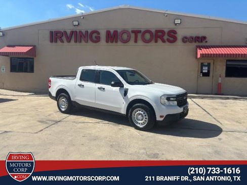 Used 2022 Ford Maverick XL image 1