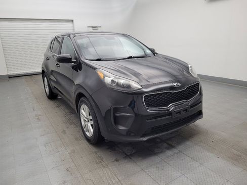 Used 2018 Kia Sportage LX FWD image 13