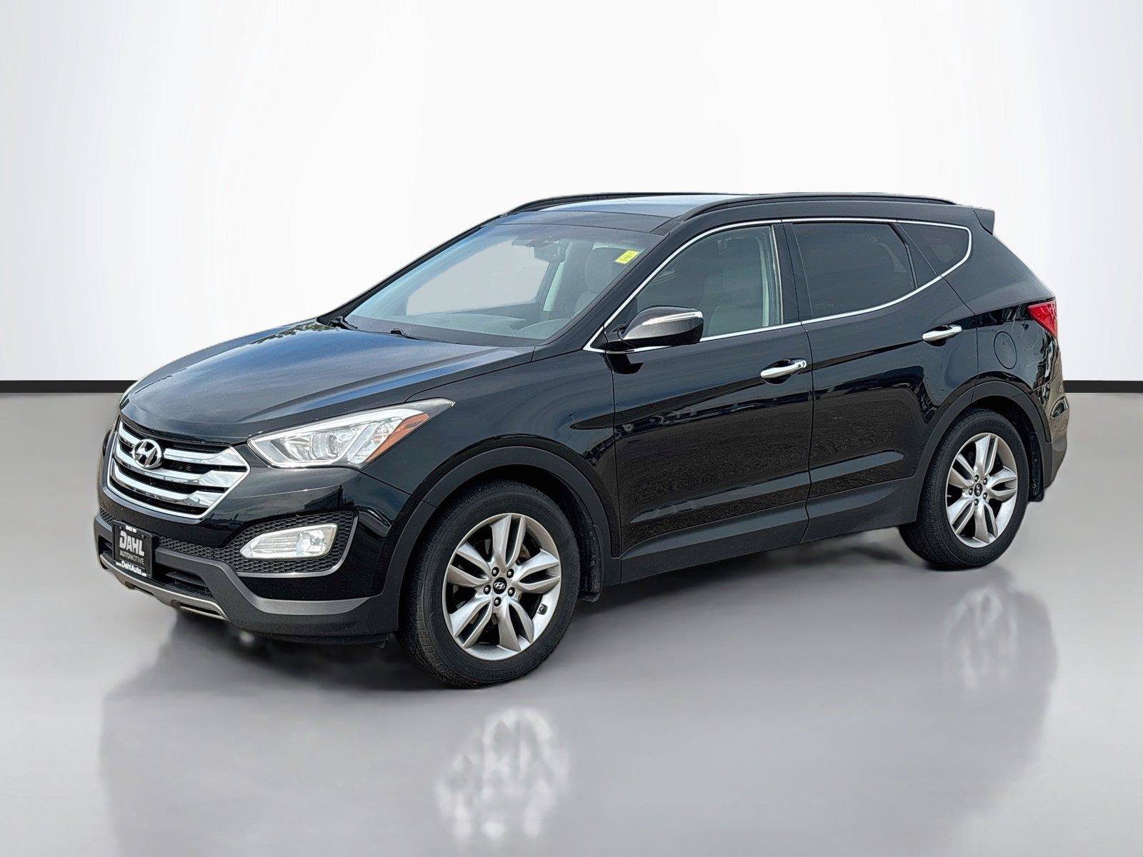 Used 2015 Hyundai Santa Fe Sport 2.0T w/ Option Group 05 AWD/4WD image 4