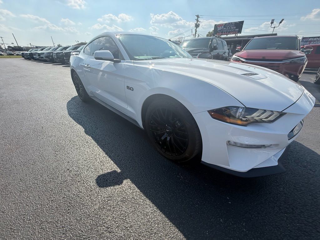 Used 2018 Ford Mustang GT Premium w/ GT Performance Package RWD image 1
