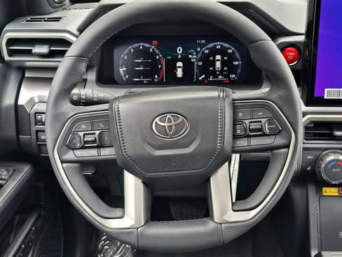 New 2026 Toyota 4Runner TRD Off-Road Premium AWD/4WD image 18