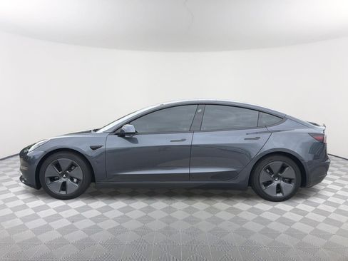 Used 2021 Tesla Model 3 Standard Range Plus RWD image 10
