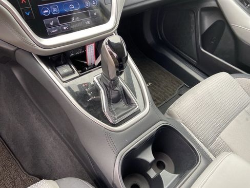 Used 2024 Subaru Outback Premium image 38