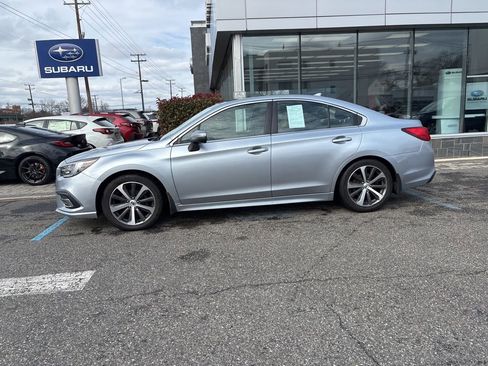 Used 2018 Subaru Legacy 2.5i Limited image 8