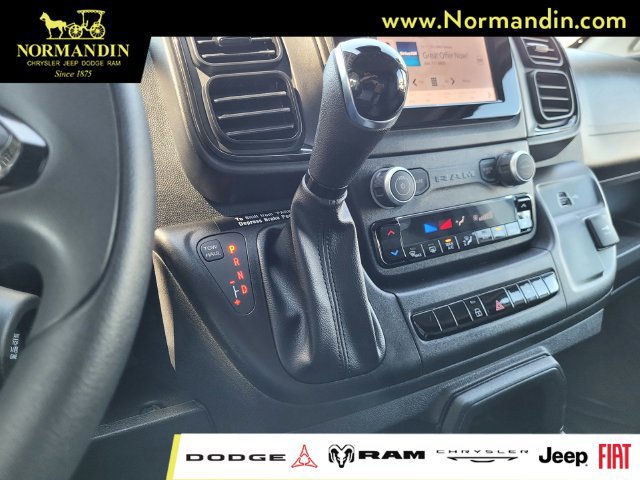 Used 2025 RAM ProMaster 2500 w/ U-Haul Equipment Group FWD image 12