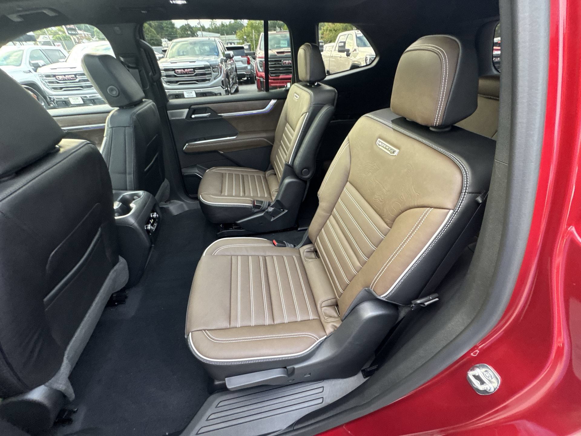 New 2027 GMC Acadia Denali Ultimate AWD/4WD image 25