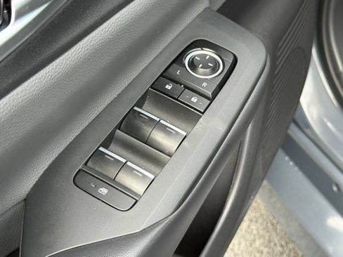 Certified 2024 Toyota Prius Limited FWD image 19