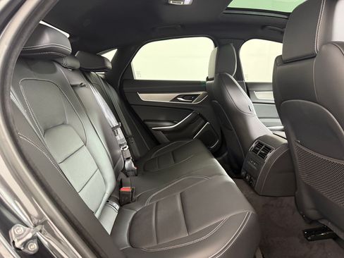 Used 2024 Jaguar XF R-Dynamic SE AWD/4WD image 27