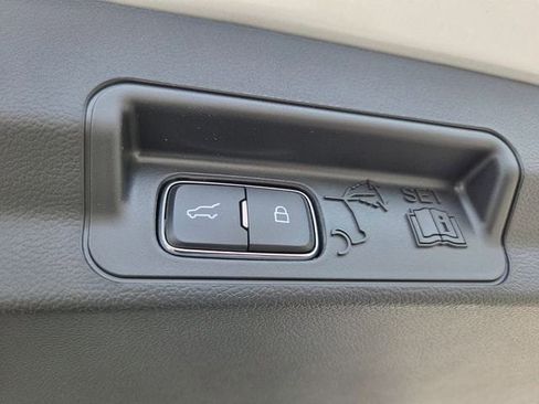 New 2026 Ford Explorer Active image 45