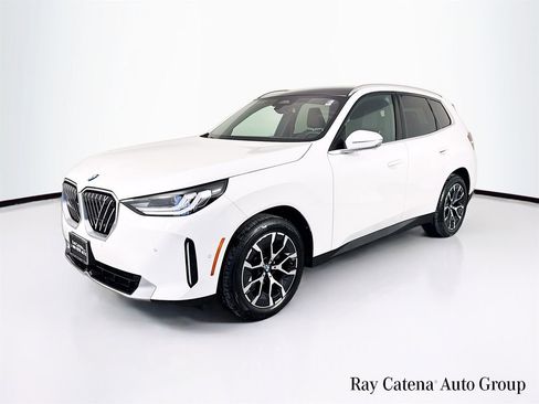 Used 2025 BMW X3 xDrive30i image 3