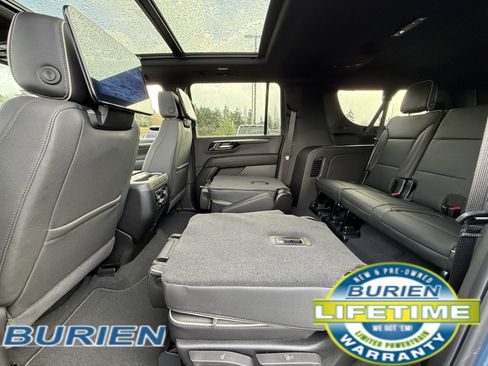 New 2026 Chevrolet Suburban Premier image 34