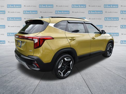 Used 2024 Kia Seltos SX w/ SX Sunroof Package AWD/4WD image 6