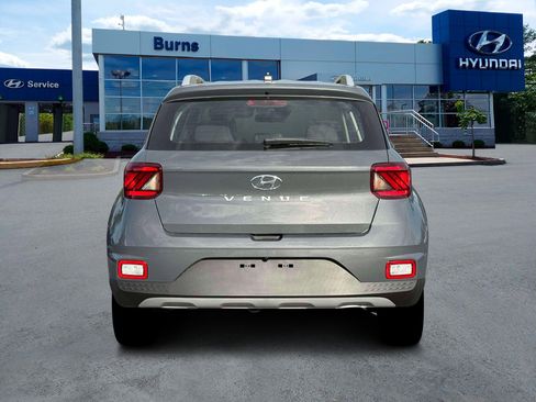 New 2026 Hyundai Venue SEL image 6