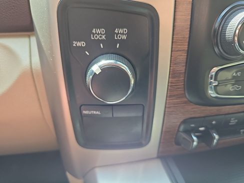 Used 2018 RAM 3500 Laramie AWD/4WD image 18