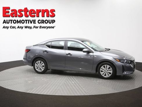 Used 2024 Nissan Sentra S FWD image 45