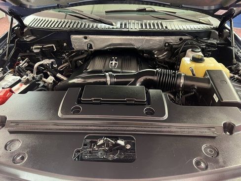 Used 2015 Lincoln Navigator 4WD image 12