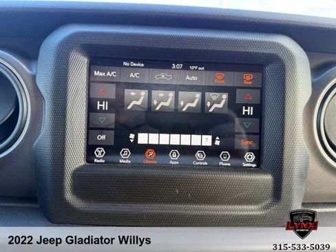 Used 2022 Jeep Gladiator Sport AWD/4WD image 17