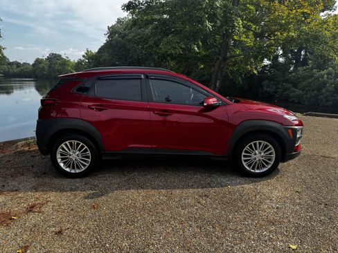 Used 2021 Hyundai Kona SEL w/ Cargo Package AWD/4WD image 3