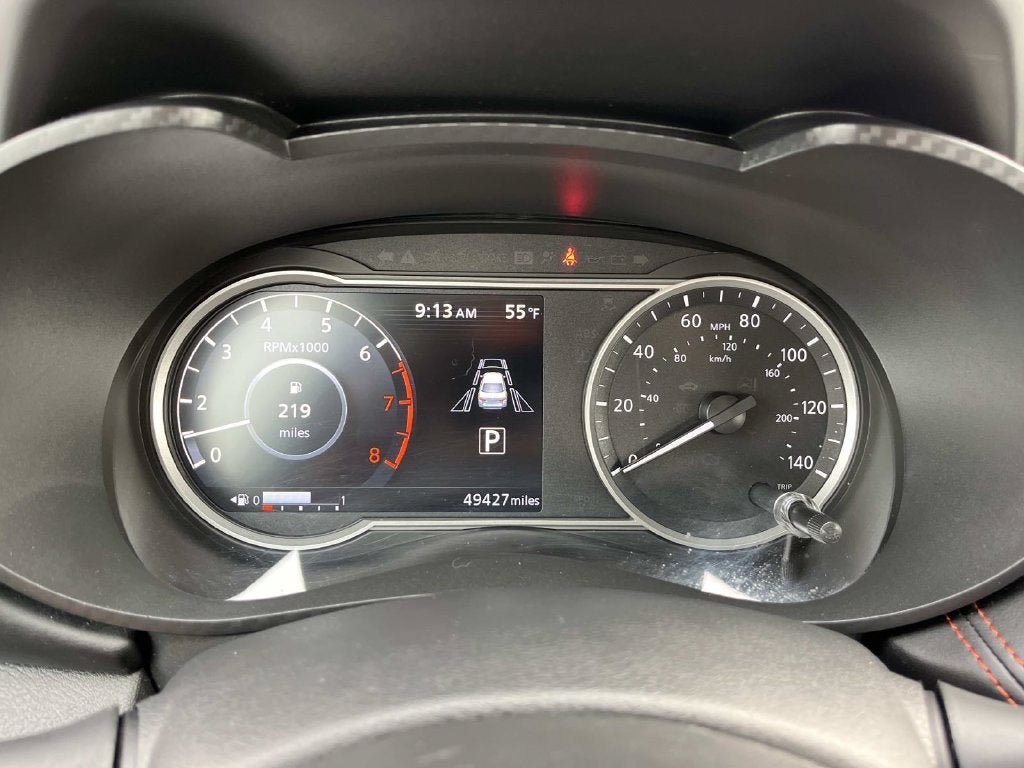 Used 2024 Nissan Versa SR FWD image 28