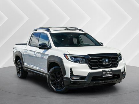 Used 2021 Honda Ridgeline Black Edition image 1