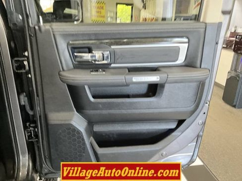 Used 2015 RAM 2500 Limited AWD/4WD image 37