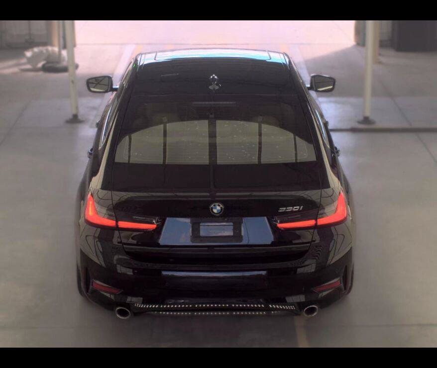 Used 2021 BMW 330i Sedan w/ Convenience Package RWD image 10