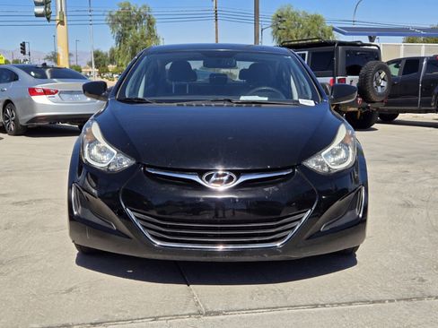 Used 2016 Hyundai Elantra SE image 4