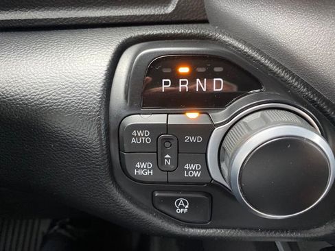 Used 2021 RAM 1500 Big Horn AWD/4WD image 29