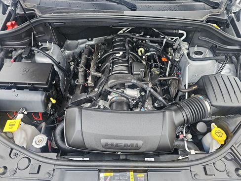 Certified 2025 Dodge Durango R/T w/ Blacktop Package image 33