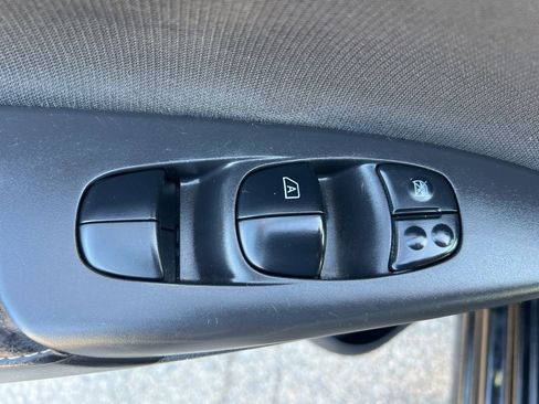 Used 2019 Nissan Sentra SV image 46