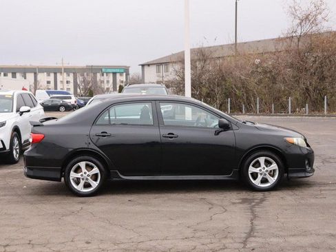 Used 2013 Toyota Corolla S image 5