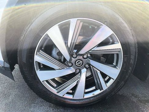 Used 2019 Nissan Murano SL w/ SL Technology Package FWD image 8