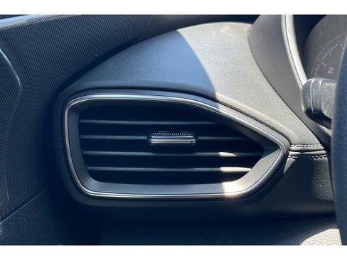 Used 2023 Hyundai Santa Fe SE FWD image 28