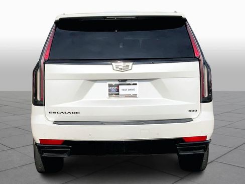 Used 2022 Cadillac Escalade Sport w/ Touring Package image 4